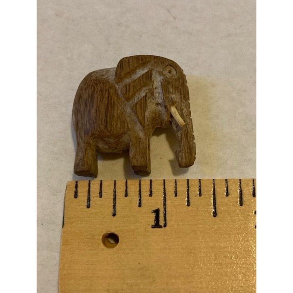 Carved Wooden Miniature Elephant Figurines Lot of 2 Animal Minis - Picture 3 of 11